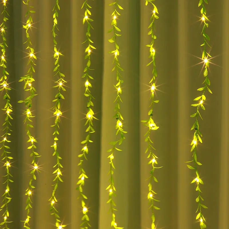 PLAYO™ LeafGlow Curtain String Lights